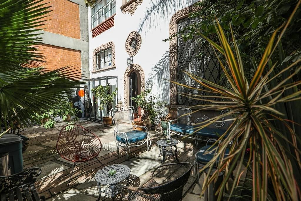 Hotel boutique en Condesa con uso de suelo de hospedaje - Imagen principal de galería
